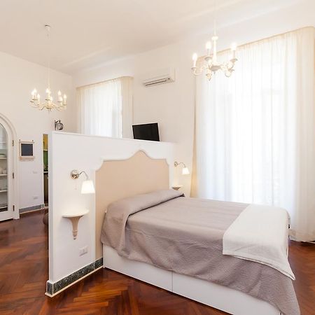 Garibaldi I Apartment Наполи Екстериор снимка
