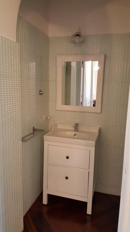 Garibaldi I Apartment Наполи Екстериор снимка