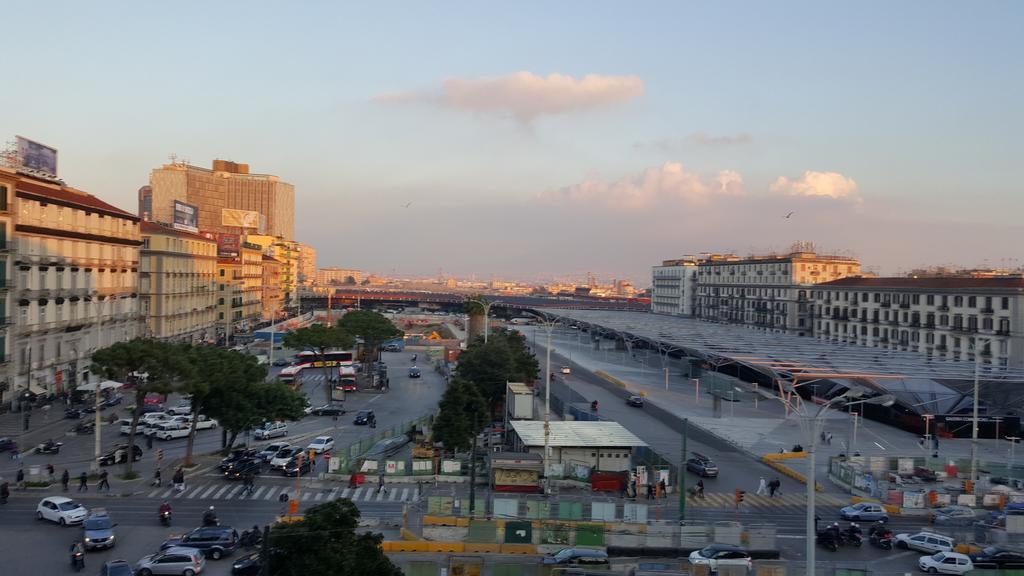 Garibaldi I Apartment Наполи Екстериор снимка