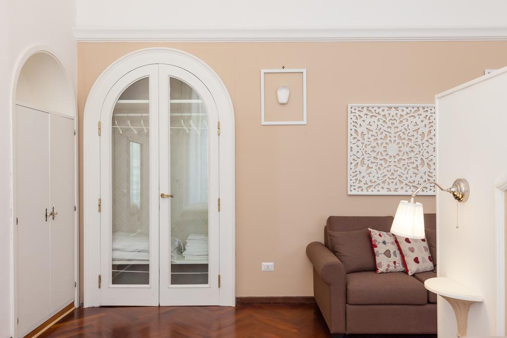 Garibaldi I Apartment Наполи Екстериор снимка
