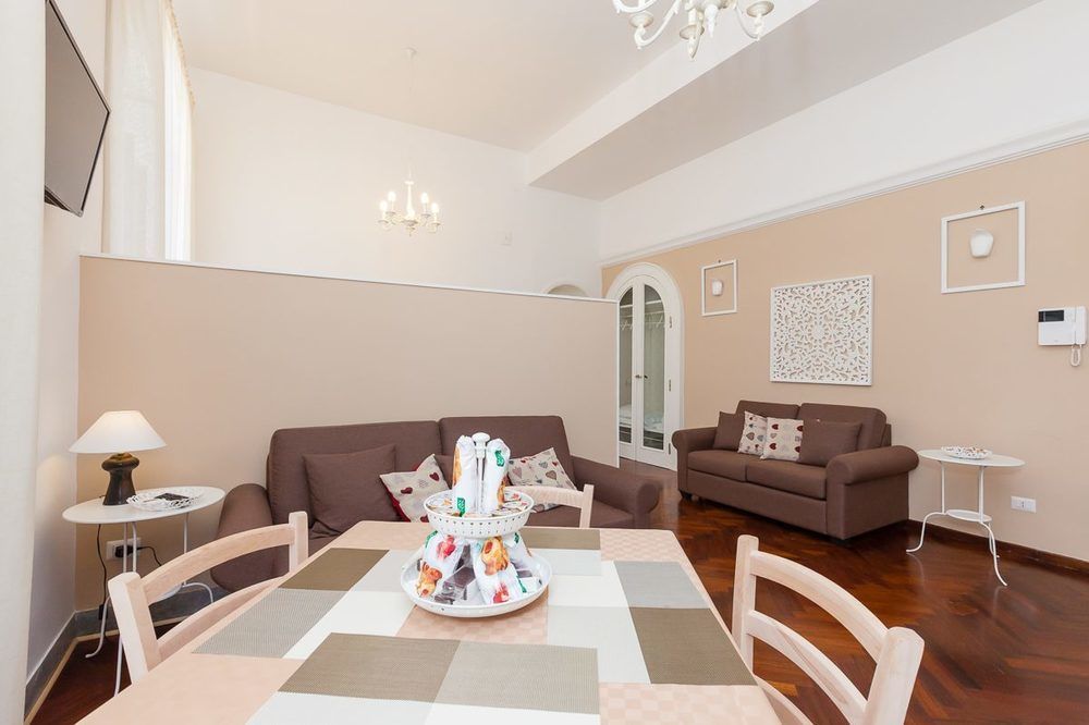 Garibaldi I Apartment Наполи Екстериор снимка